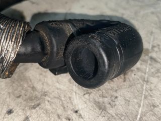 bontott AUDI A4 B6 Vákuumcső