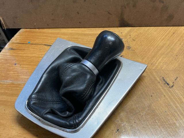 bontott AUDI A4 B6 Váltógomb