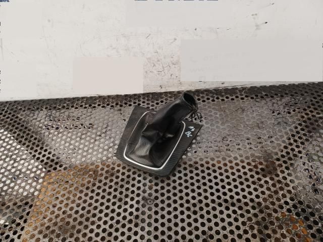 bontott AUDI A4 B6 Váltógomb