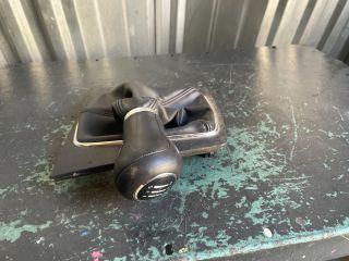 bontott AUDI A4 B6 Váltószoknya