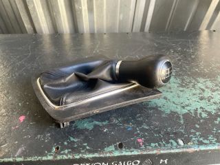 bontott AUDI A4 B6 Váltószoknya