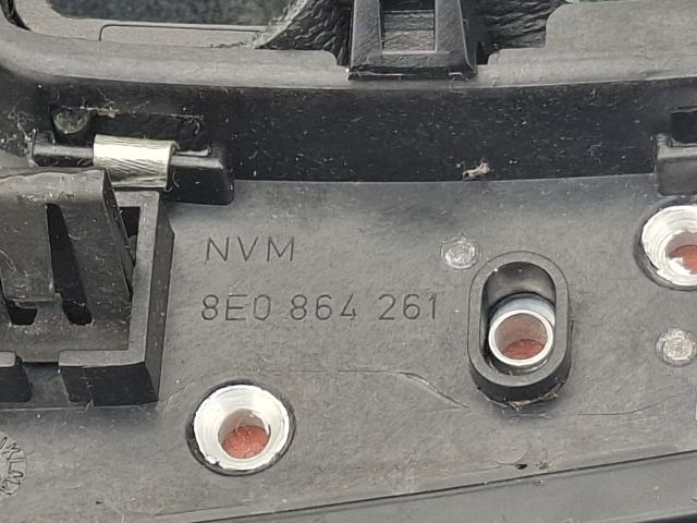 bontott AUDI A4 B6 Váltószoknya