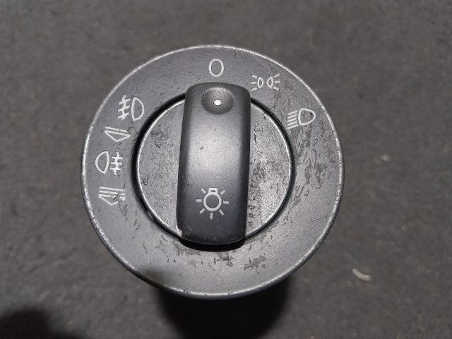 bontott AUDI A4 B6 Világítás Kapcsoló