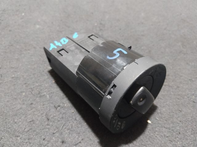 bontott AUDI A4 B6 Világítás Kapcsoló