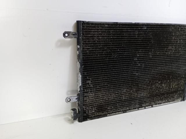 bontott AUDI A4 B6 Vízhűtő Radiátor Tartó