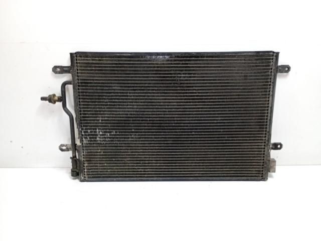 bontott AUDI A4 B6 Vízhűtő Radiátor Tartó