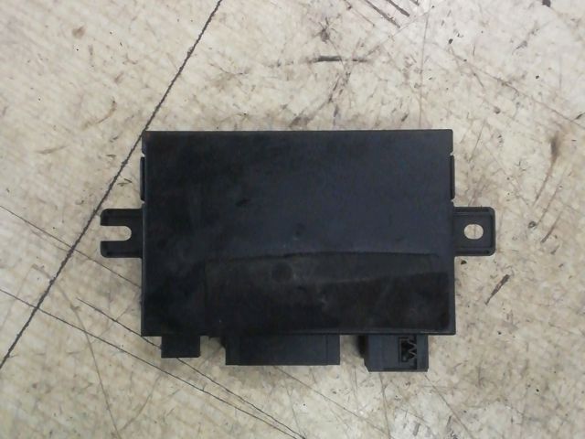 bontott AUDI A4 B6 Vonóhorog Elektronika