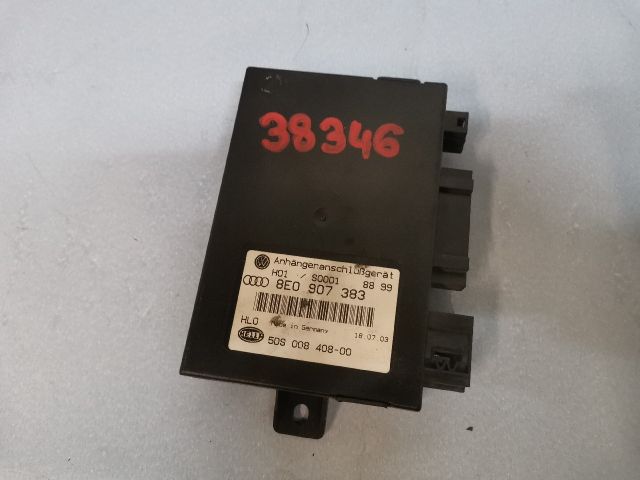 bontott AUDI A4 B6 Vonóhorog Elektronika