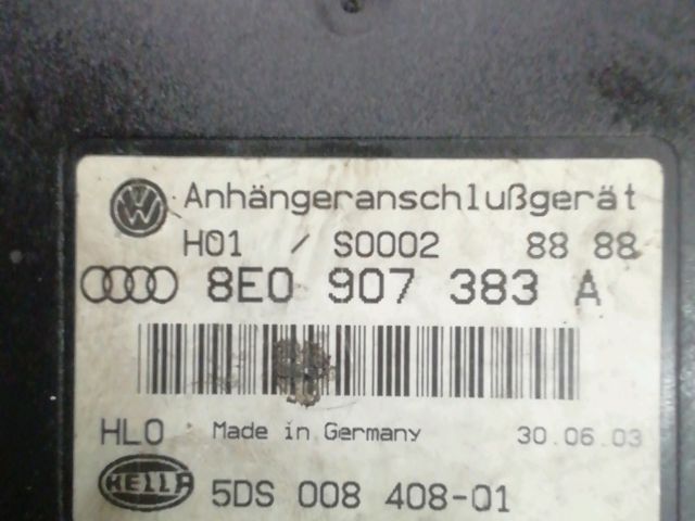 bontott AUDI A4 B6 Vonóhorog Elektronika