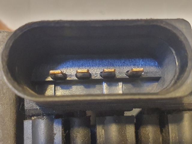 bontott AUDI A4 B7 Gyújtótrafó