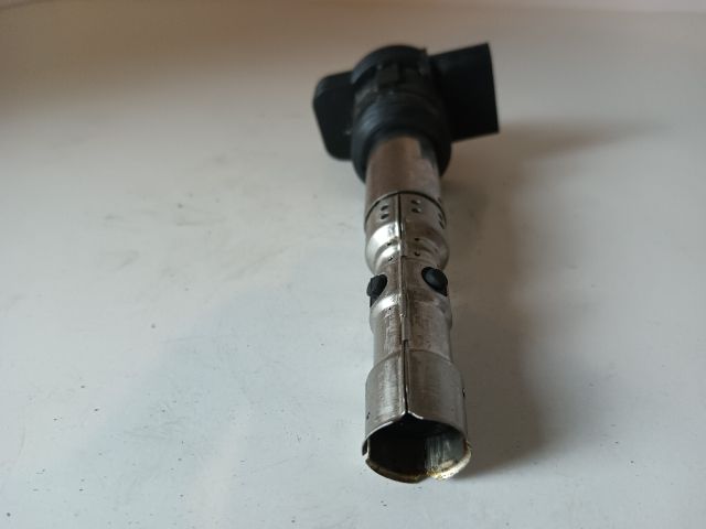 bontott AUDI A4 B7 Gyújtótrafó