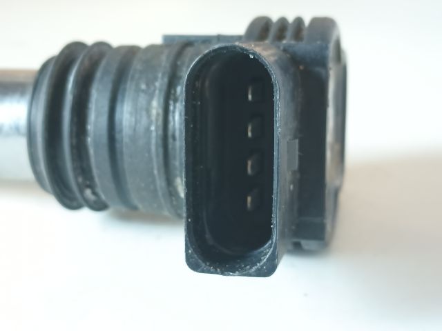 bontott AUDI A4 B7 Gyújtótrafó