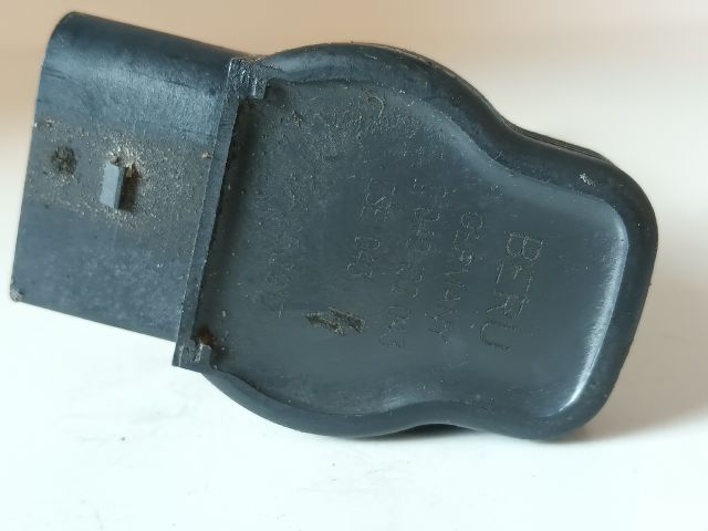 bontott AUDI A4 B7 Gyújtótrafó