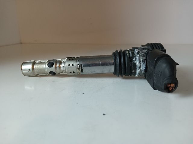 bontott AUDI A4 B7 Gyújtótrafó