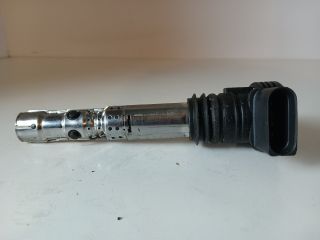 bontott AUDI A4 B7 Gyújtótrafó