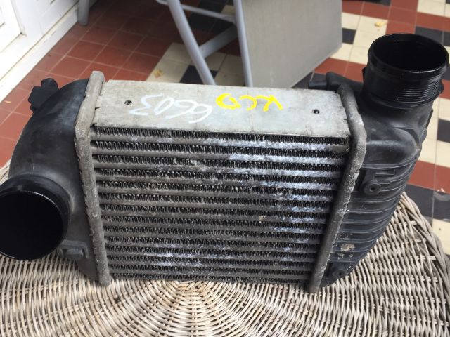 bontott AUDI A4 B7 Intercooler