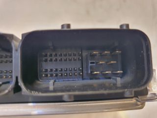 bontott AUDI A4 B7 Motorvezérlő