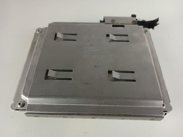 bontott AUDI A4 B7 Motorvezérlő