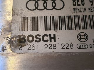 bontott AUDI A4 B7 Motorvezérlő