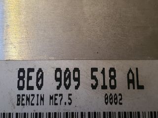 bontott AUDI A4 B7 Motorvezérlő