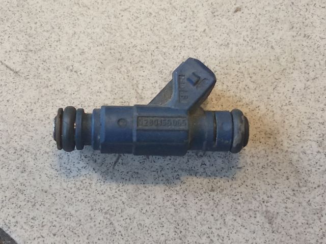 bontott AUDI A4 B7 Porlasztó (1 db)