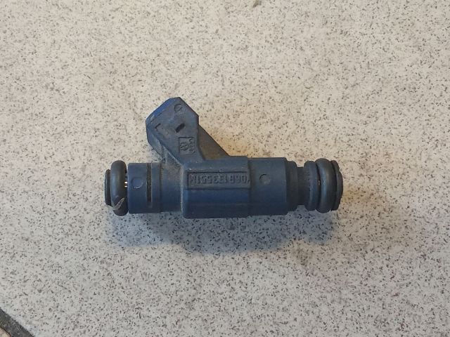 bontott AUDI A4 B7 Porlasztó (1 db)