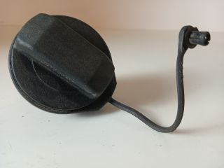 bontott AUDI A4 B7 Tanksapka