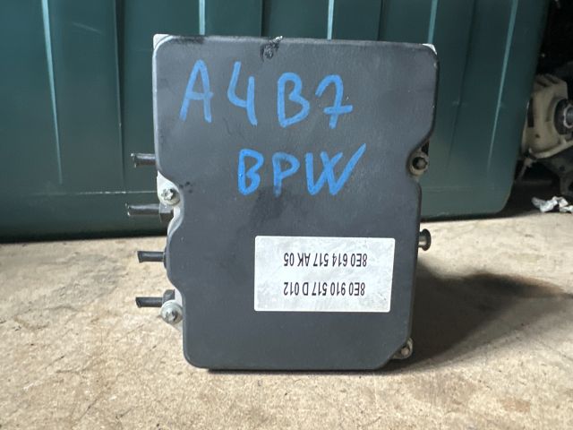 bontott AUDI A4 B7 ABS Kocka