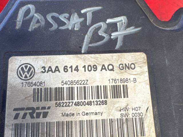 bontott AUDI A4 B7 ABS Kocka