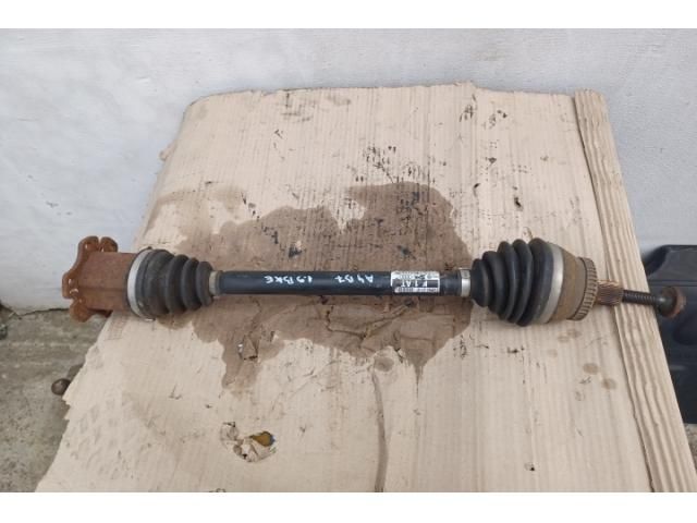 bontott AUDI A4 B7 Bal Féltengely