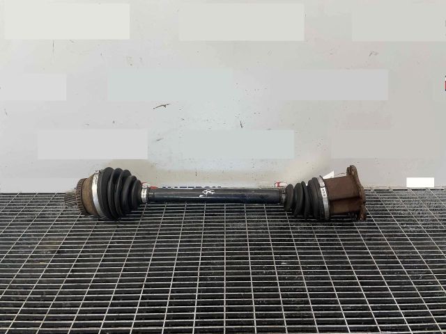 bontott AUDI A4 B7 Bal Féltengely