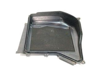 bontott AUDI A4 B7 Biztosítéktábla Fedél