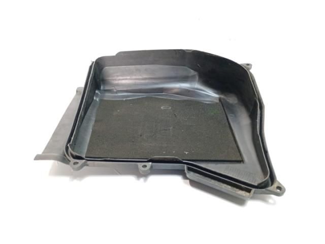 bontott AUDI A4 B7 Biztosítéktábla Fedél