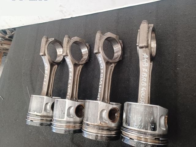 bontott AUDI A4 B7 Dugattyú