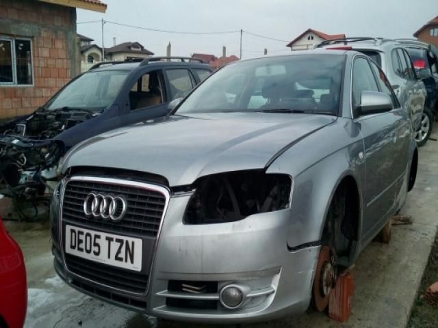 bontott AUDI A4 B7 Dugattyú