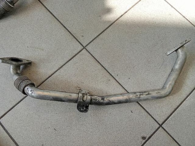 bontott AUDI A4 B7 EGR Hűtő Cső