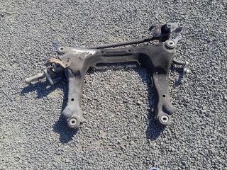 bontott AUDI A4 B7 Első Bölcső