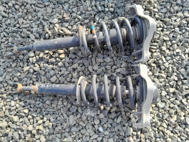 bontott AUDI A4 B7 Első Lengéscsillapító Pár