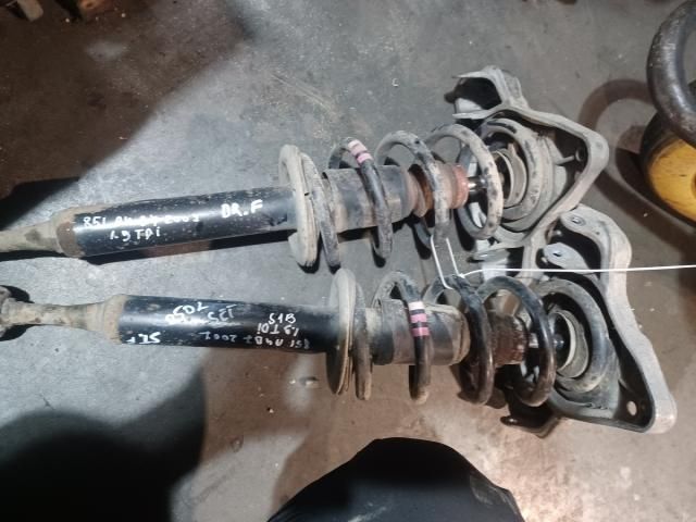 bontott AUDI A4 B7 Első Lengéscsillapító Pár