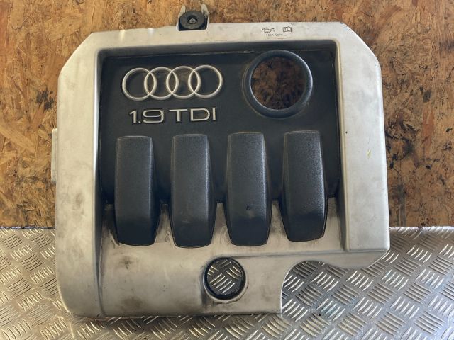 bontott AUDI A4 B7 Felső Motorburkolat