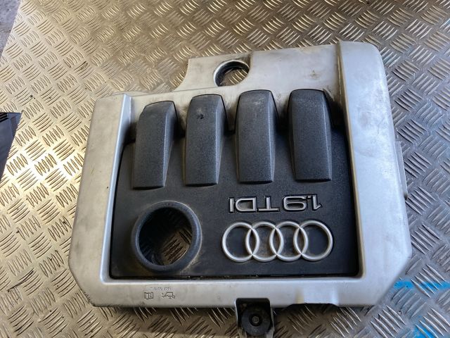 bontott AUDI A4 B7 Felső Motorburkolat