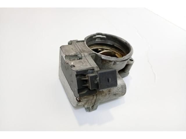 bontott AUDI A4 B7 Fojtószelep (Elektromos)