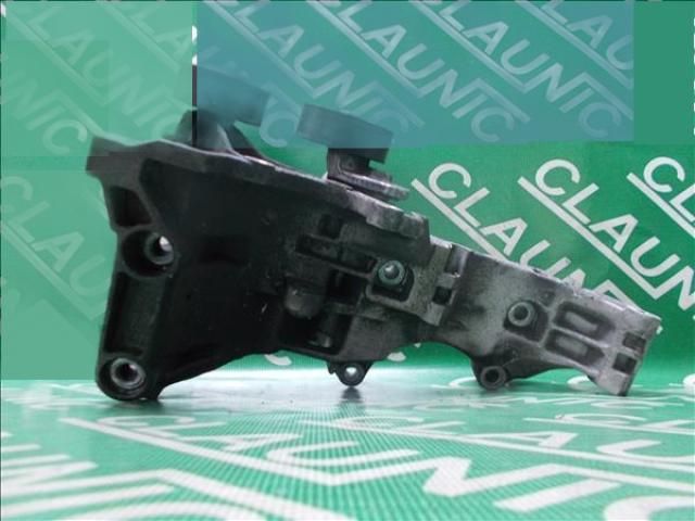 bontott AUDI A4 B7 Generátor Tartó Bak