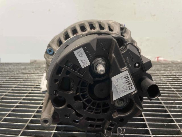 bontott AUDI A4 B7 Generátor