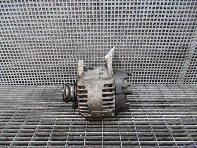 bontott AUDI A4 B7 Generátor