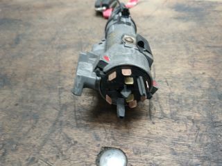 bontott AUDI A4 B7 Gyújtáskapcsoló Házzal