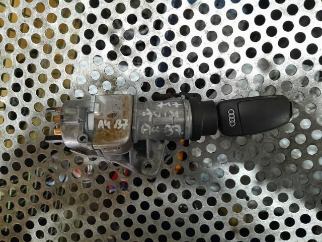 bontott AUDI A4 B7 Gyújtáskapcsoló