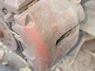 bontott AUDI A4 B7 Jobb első Féknyereg Munkahengerrel