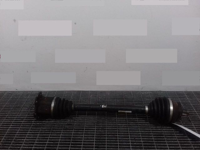 bontott AUDI A4 B7 Jobb Féltengely