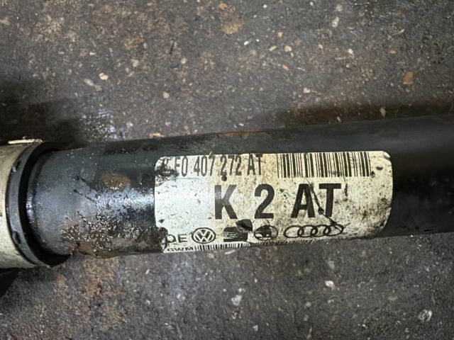 bontott AUDI A4 B7 Jobb Féltengely